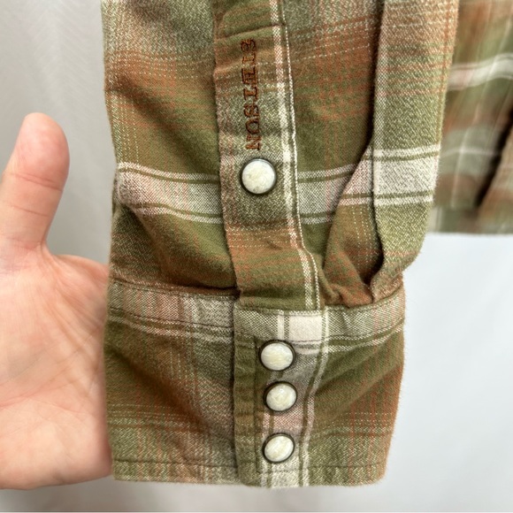 Stetson Men’s green and tan plaid pearl snap button shirt - Picture 3 of 8